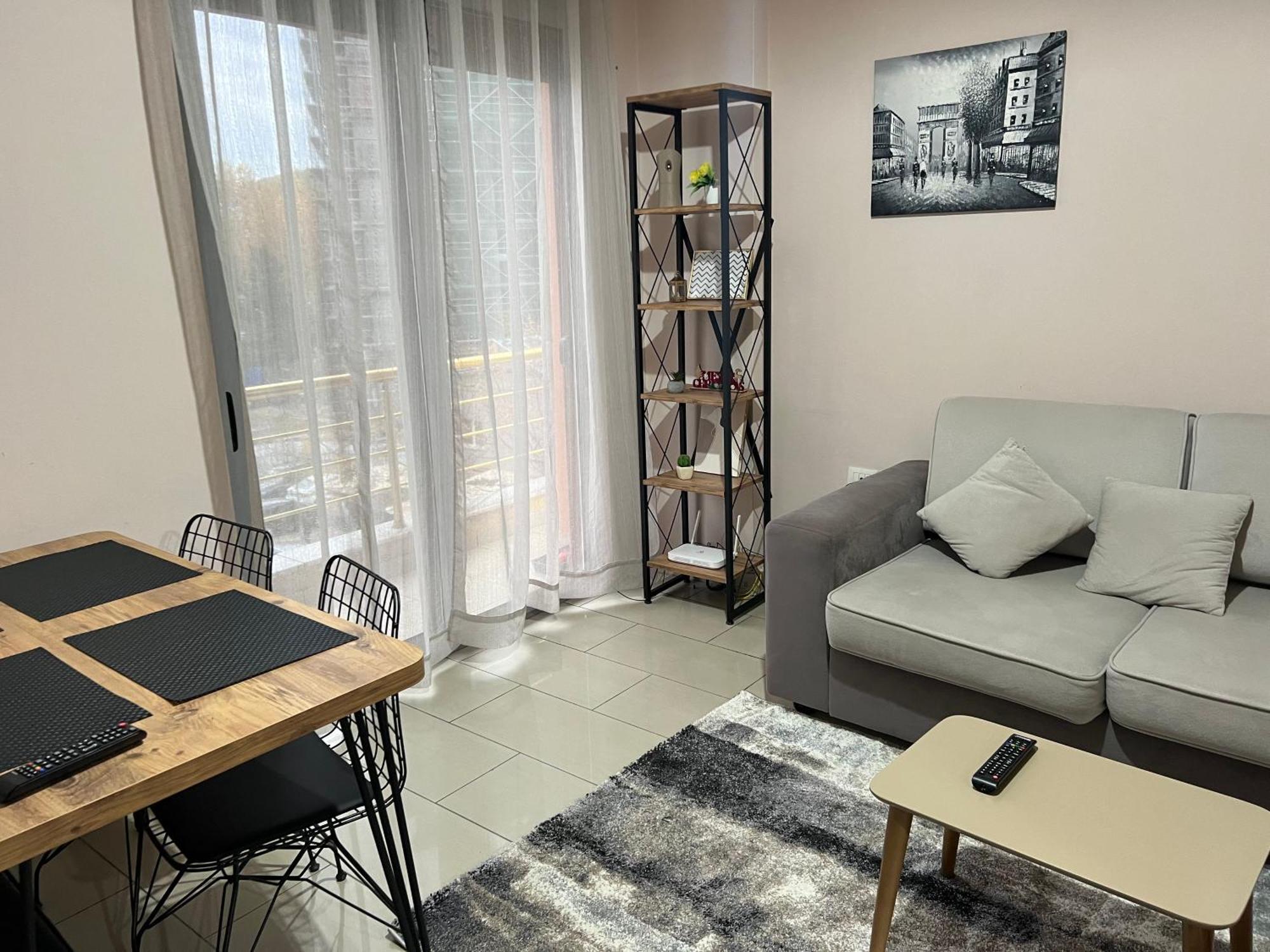 Deal 315 Apartment Tirana Bagian luar foto